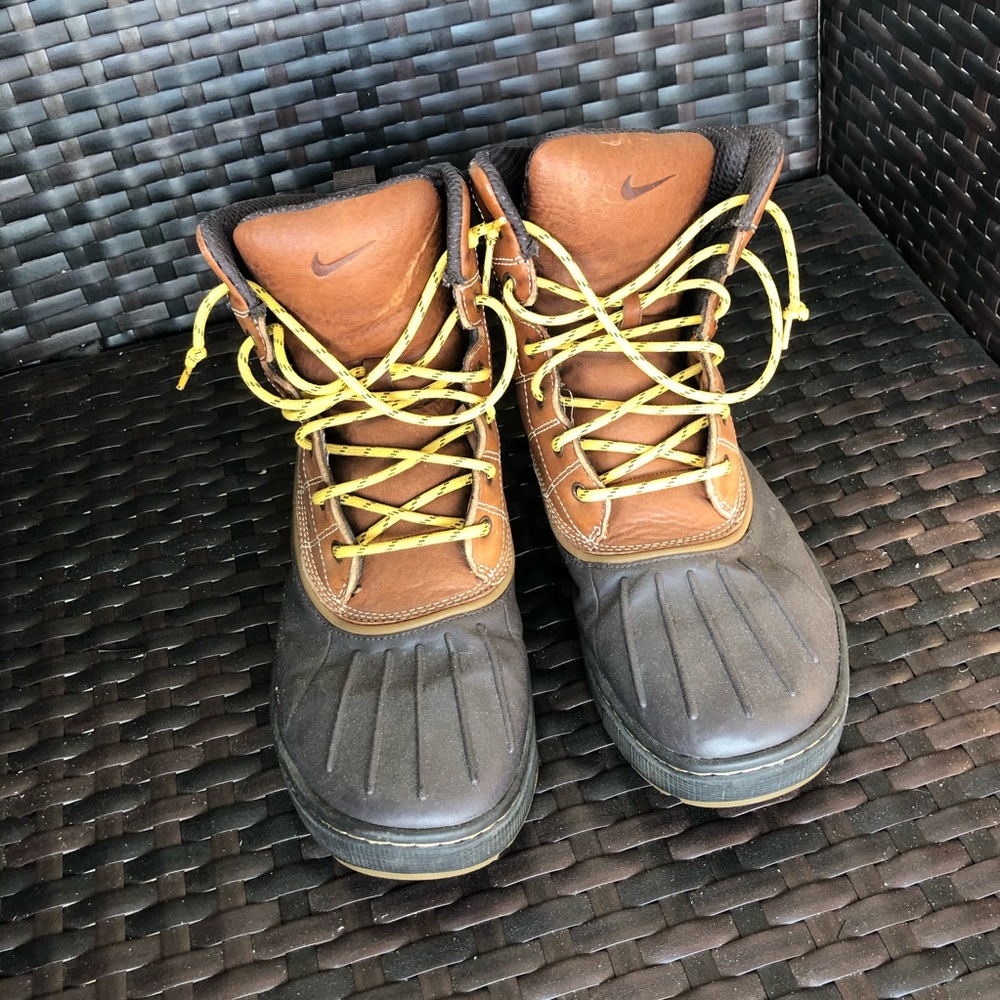 Nike ACG men’s Boots